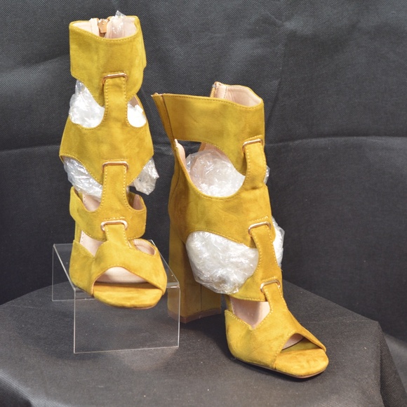 Suede Sandal Booties Sz 9 Cape Robin New - Picture 8 of 9